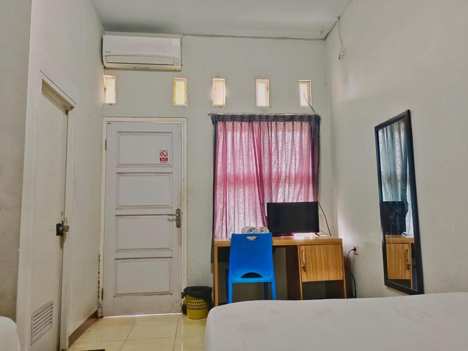 Oemah Jawa Guesthouse Jembel Eksteriør billede